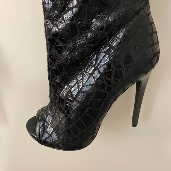 Super Boots Halloween Sexy Boot - Picture 3 of 7